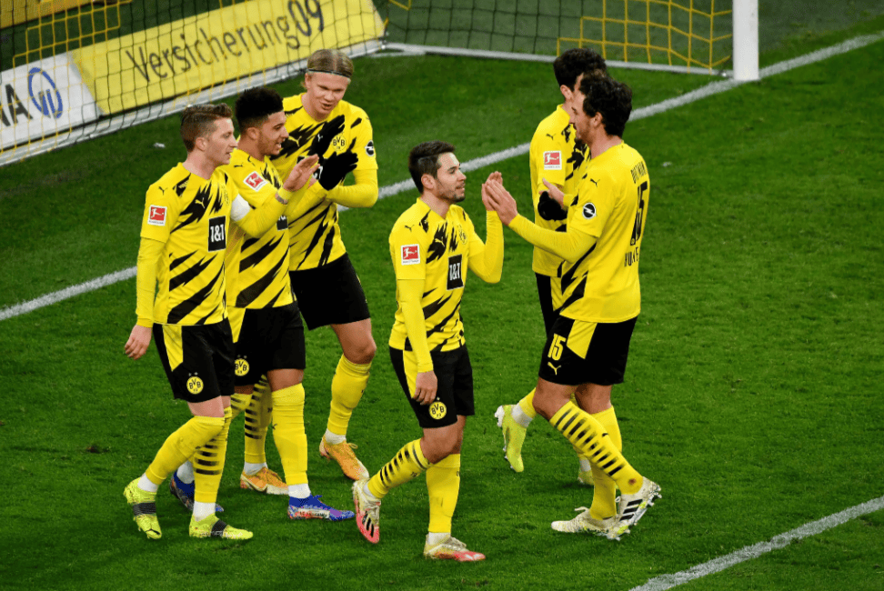 门兴格拉德巴赫主场取胜，稳固积分榜领先优势的简单介绍