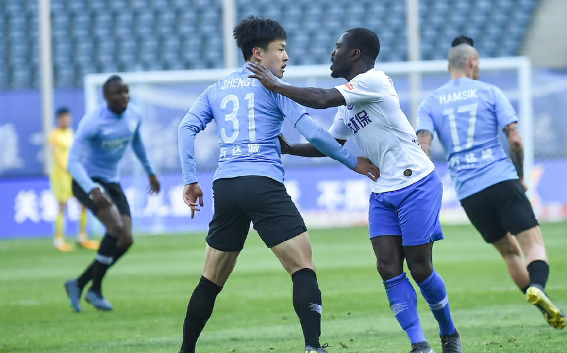 大连一方客场逆转取胜，豪取三分(大连一方客场逆转取胜,豪取三分球)