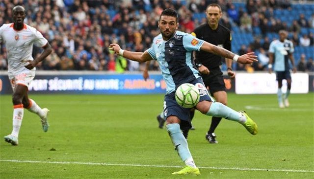 关于瓦朗谢恩战平对手，争取下一场胜利的信息