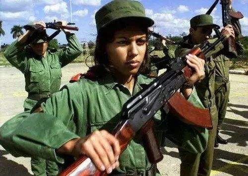 白俄罗斯国内枪手助攻，抗衡阿尔巴尼亚的简单介绍