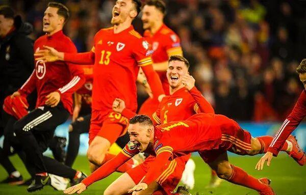 威尔士队在对阵中取得关键胜利，成功晋级半决赛的简单介绍